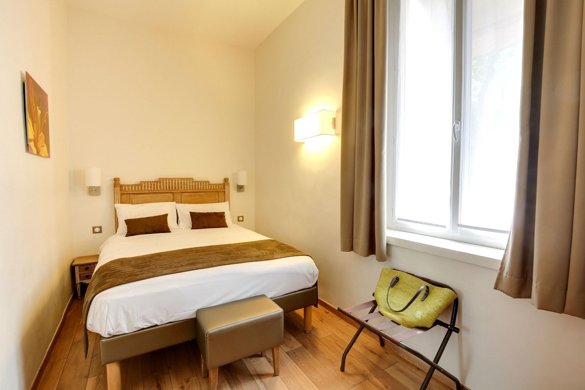 Hotel Du Printemps Париж Екстериор снимка